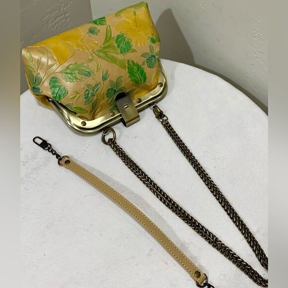 Handmade Genuine Leather Floral Embossed Chic Metal Frame Bag/Crossbody - Picture 12 of 15